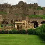 हैदराबाद में स्थित गोलकुंडा का किला लोगों के लिए काफी आश्चर्य बना हुआ, जानिए