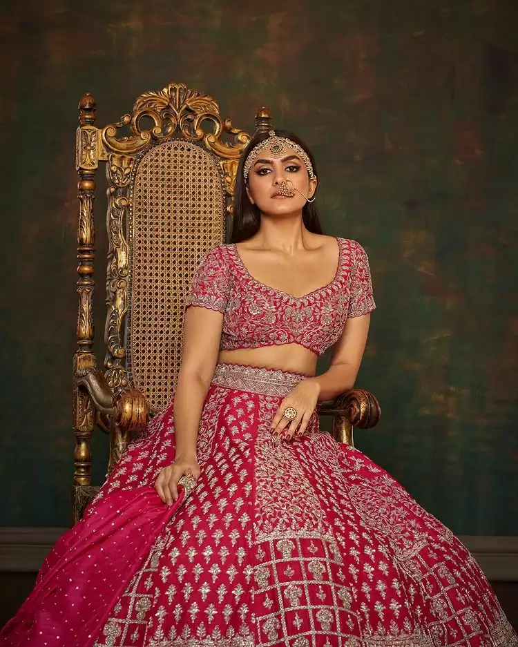 Mrunal Thakur