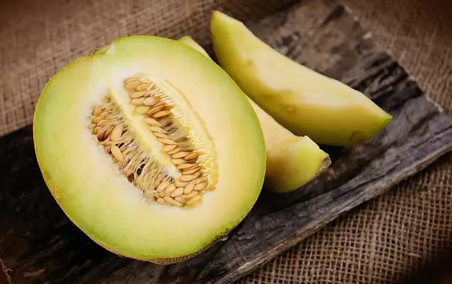 Summer Healthy Tips: गर्मी में करे इन 3 फलों का सेवन!!