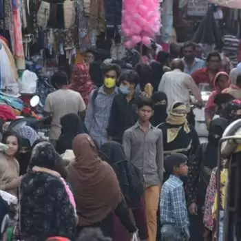खतराः दस दिन में लगभग 4.5 गुणा बढ़ गये कोरोना संक्रमित