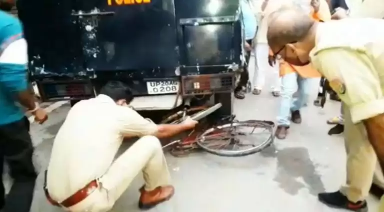 नशे में धुत वज्र वाहन चालक ने साईकिल सवार को कुचला