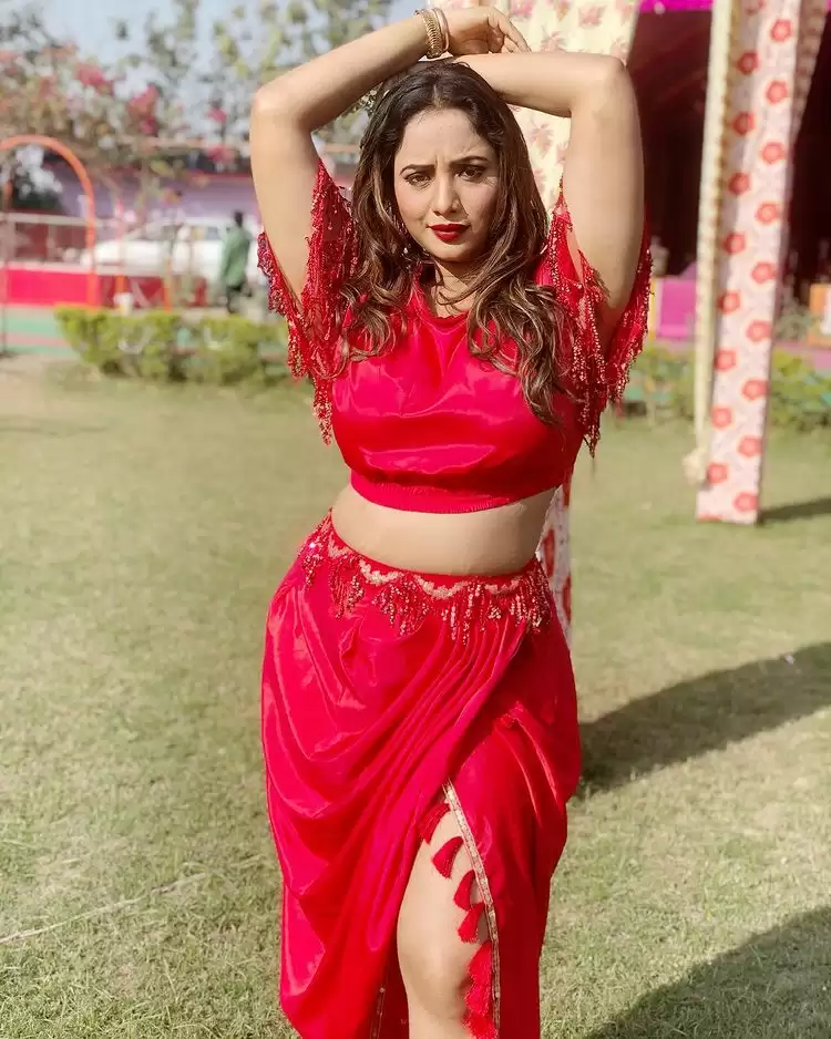 Rani Chatterjee का देख हॉट अवतार, तस्वीरें हो रही है वायरल!!