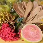पके हुए अमरूद से बनाएं हलवा, यहां जाने रेसिपी