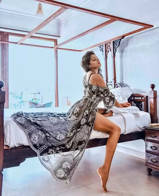 Megha Gupta का ये धांसू फोटोशूट देख दीवाने हो जाएंगे आप