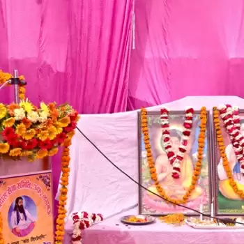 संत रविदास ने सनातन धर्म को मज़बूत किया : सीएम योगी