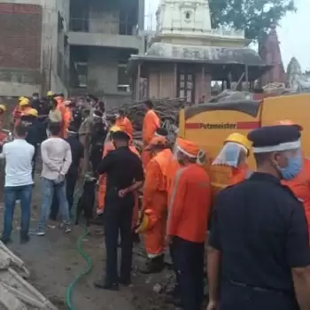 काशी विश्वनाथ धाम परिसर में दो मंजिला भवन गिरा, दो मजदूरों की मौत, आधा दर्जन घायल