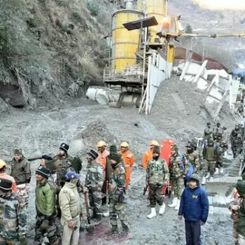 उत्तराखंड ट्रेजडी: तपोवन सुरंग से मिले 5 और शव, मृतकों की संख्या 43 हुई