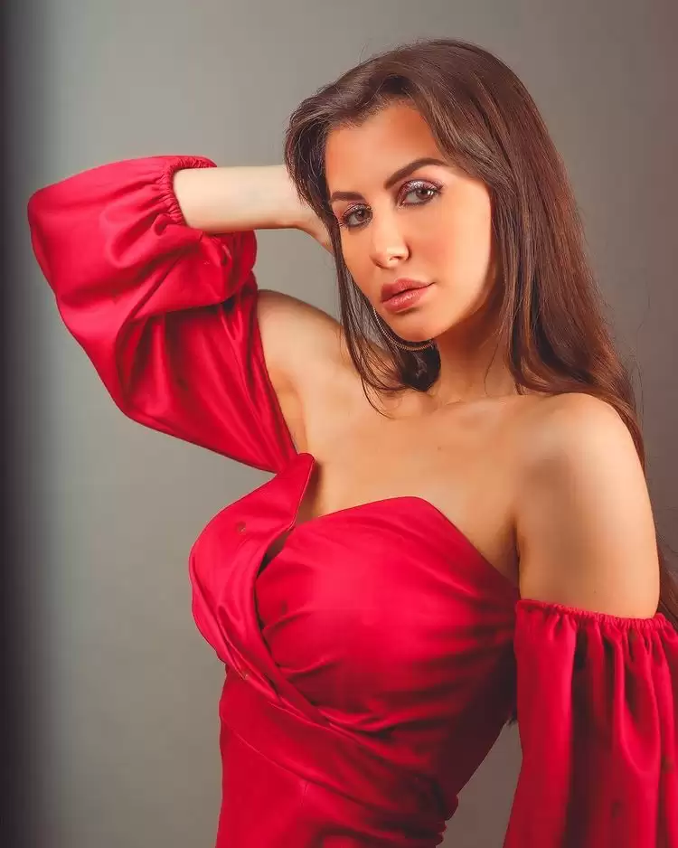 Giorgia Andriani की हॉट तस्वीरें देख उड़ जाएंगे होश!!