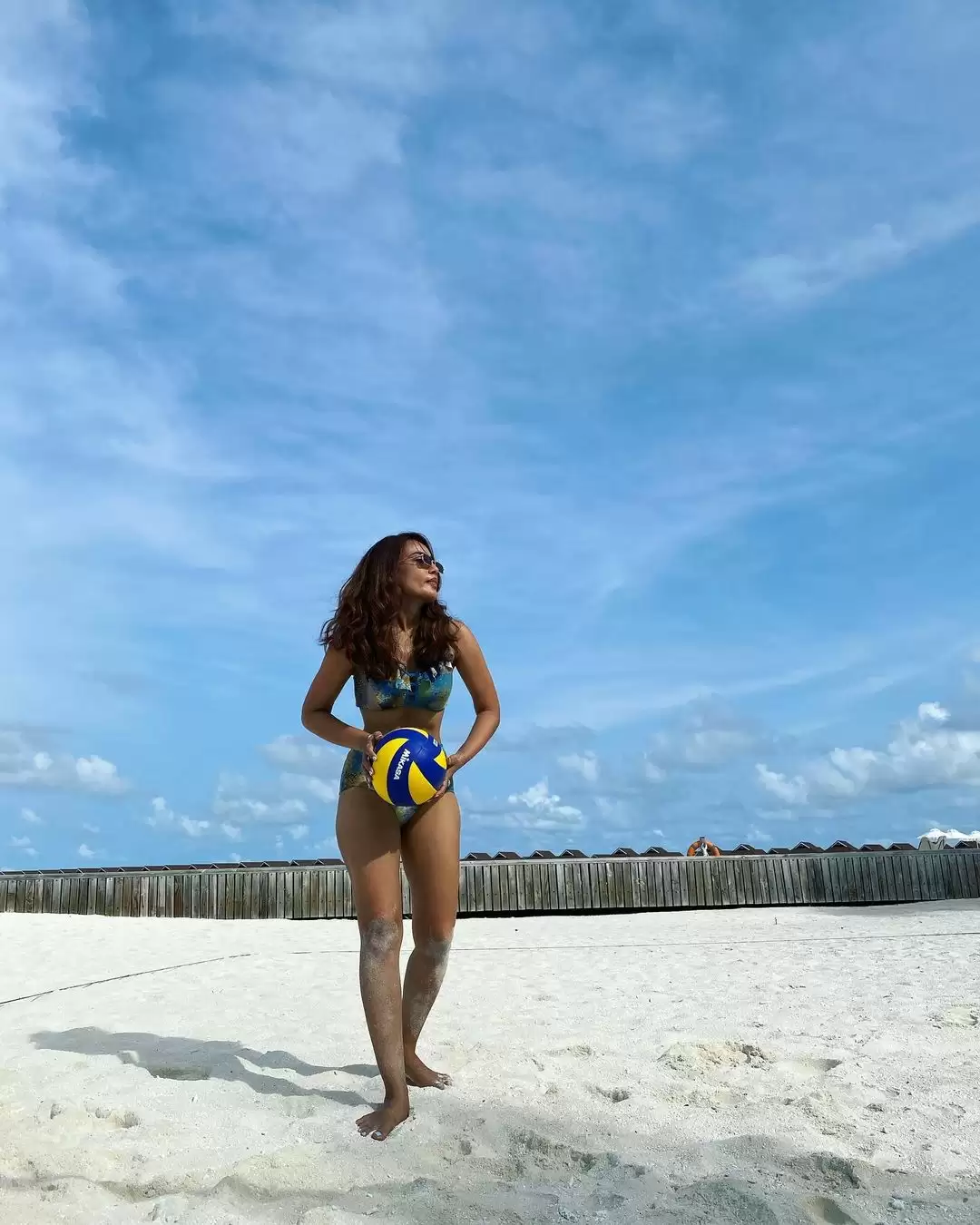 Surbhi Jyoti कर रही है अपना वेकेशन इंजॉय, मालदीव में आईं नजर