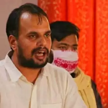 मुख्यमंत्री योगी आदित्यनाथ के जन्मदिन पर युवाओं ने मनाया “यूपी बेरोजगार दिवस”