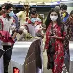 दिल्ली मेट्रो: टोकन नहीं सिर्फ स्मार्ट कार्ड, मास्क होगा ज़रूरी