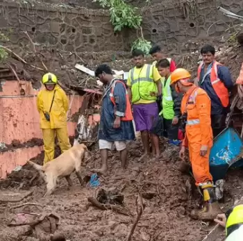 RAIN STORM IN MUMBAI: मुंबई मे बारिश ने मचाई भारी तबाही, मौसम विभाग ने जारी किया रेड अलर्ट