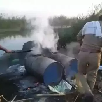 गंगा के बीचे बने टापू पर चल रही थीं अवैध शराब की 10 भट्टियां