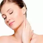गर्दन के कालेपन से छुटकारा पाने के लिए इनमें से कोई एक उपाय जरूर आजमाएँ
