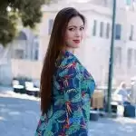 सोशल मीडिया में वायरल हुई “बबीता जी’ यानी Munmun Dutta की स्टाइलिश तस्वीरें , See Photos