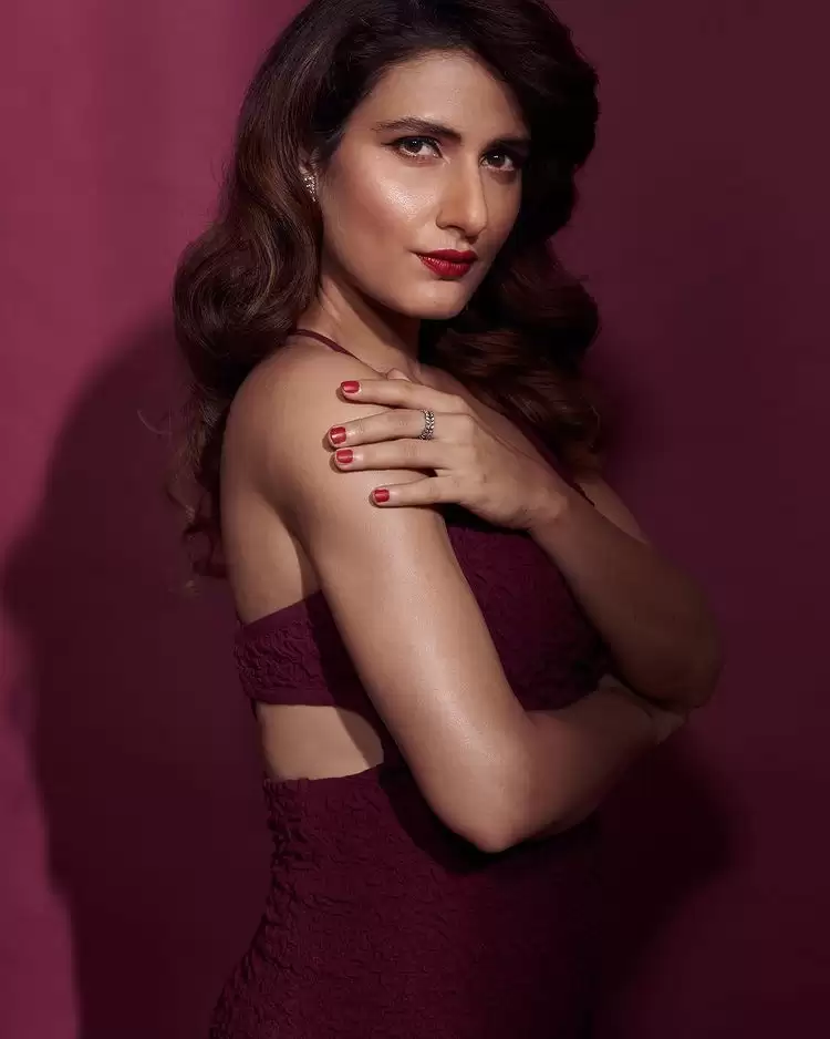 Fatima Sana Shaikh Hot Pictures