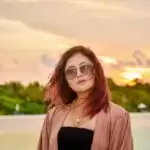Rashami Desai ने तस्वीरों से मचाई सनसनी, देखे बोल्ड फोटोशूट