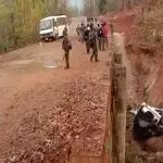 छत्तीसगढ़ में नक्सलियों ने जवानों से भरी बस को ब्लास्ट से उड़ाया; 5 शहीद