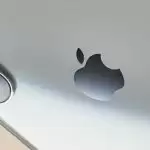 Apple पर पुराने iPhones को स्लो करने का आरोप