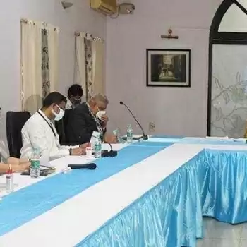 ममता ने पीएम मोदी को कराया 30 मिनट इंतजार