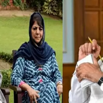 PM मोदी के साथ बैठक में फ़ारूक़ अब्दुल्ला और महबूबा को भी न्योता