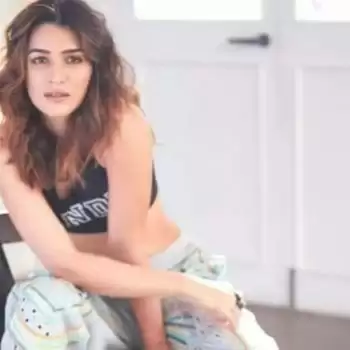 कृति सेनन के बॉलीवुड में सात साल पूरे