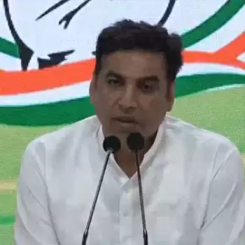 त्रिवेंद्र रावत को हटाना नाकामी पर पर्दा डालने का प्रयास: कांग्रेस