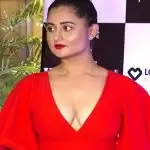 ‘धुकुर-धुकुर’ पर रश्मि ने धड़काया दिल