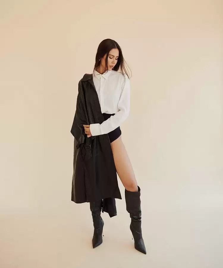 Sonam Bajwa Hot 
