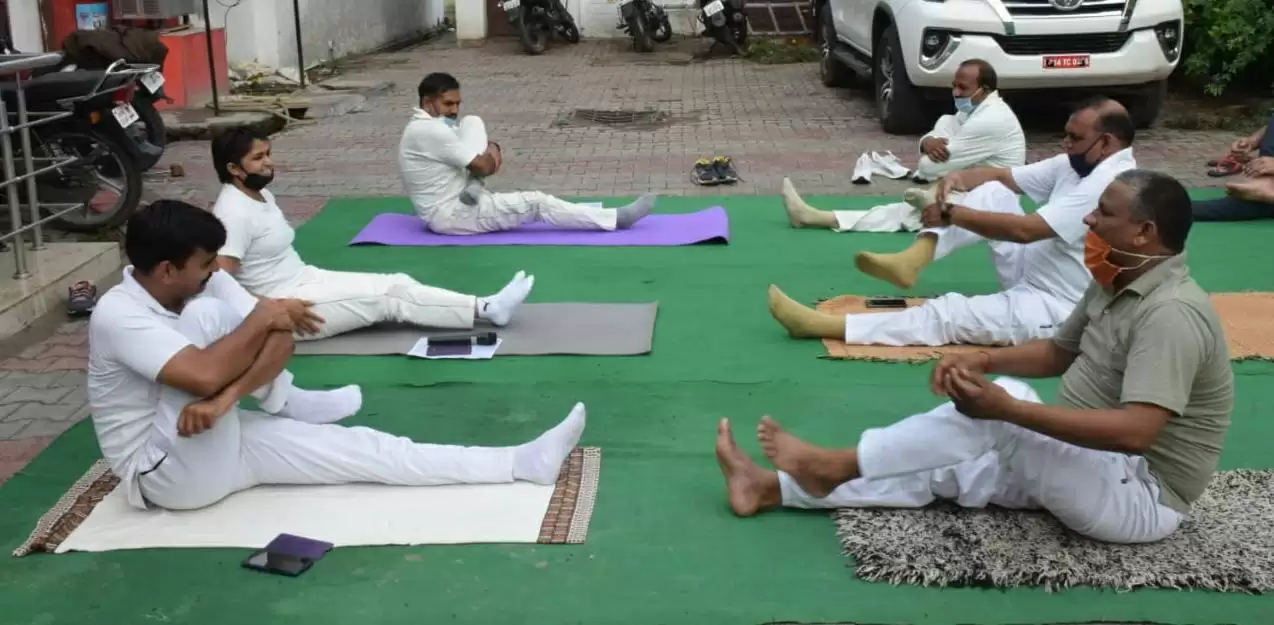 मेरठ में जोश से मनाया गया अंतरराष्ट्रीय योग दिवस