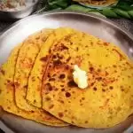 घर पर बनाएं बेसन के परांठे, बनाने का तरीका है बेहद आसान