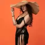 Soni Charishtas के बोल्ड फोटोशूट से मचा तहलका, देखे तस्वीरें