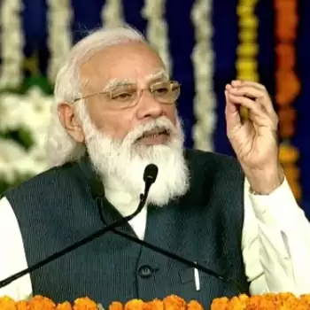 भ्रमित किसानों की शंका समाधान के लिए सरकार 24 घंटे तैयार: पीएम मोदी