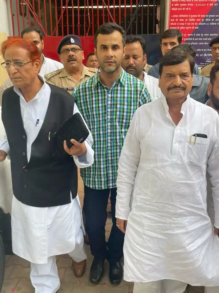 Azam Khan