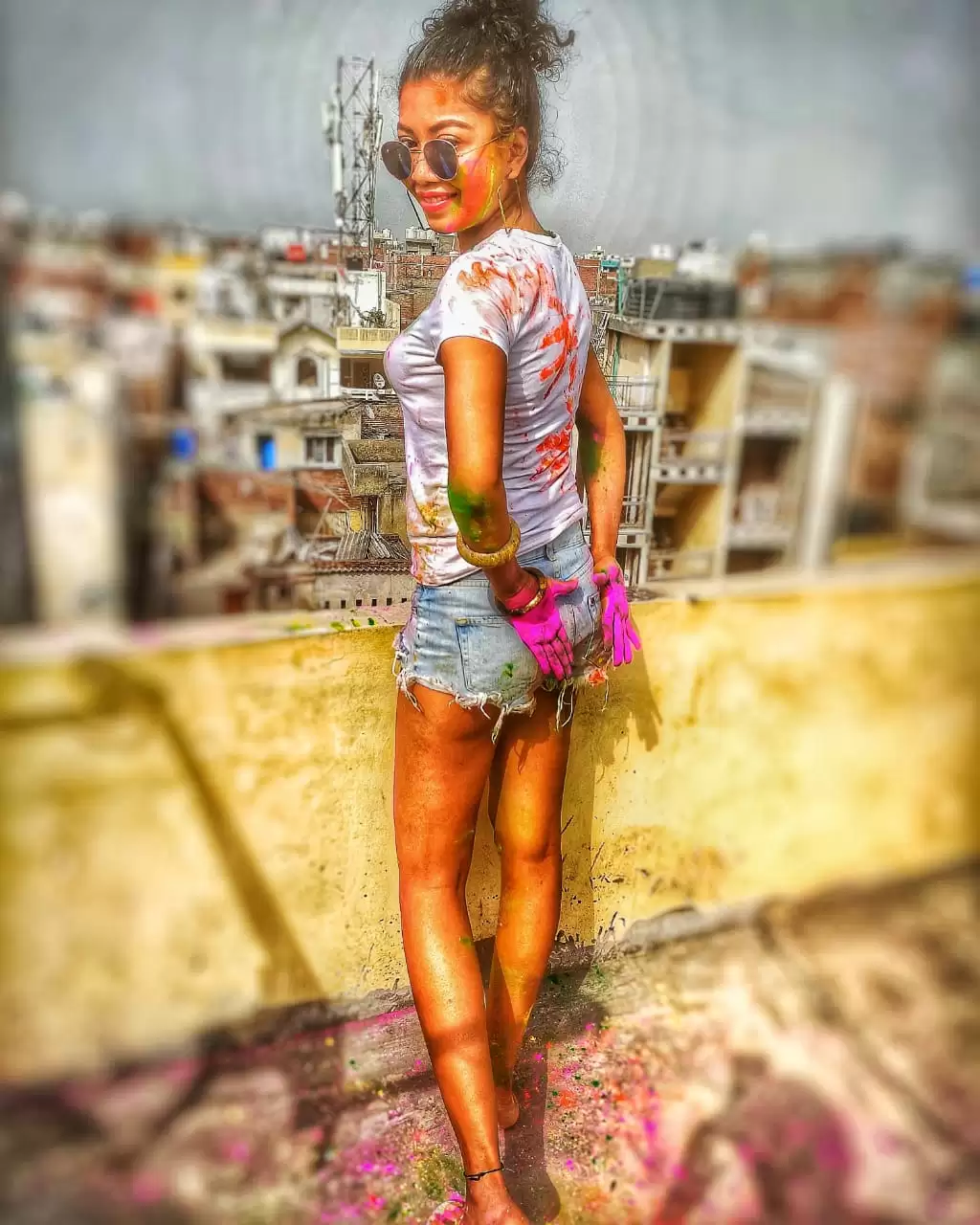 होली की मस्ती में डूबी Model Sonali Haldar