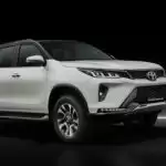 भारत में लॉन्च हुई Toyota Fortuner फेसलिफ्ट, कीमत 29.98 लाख रुपये से शुरू