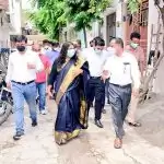 मुजफ्फरनगर : खालापार मे सर्वे करने पहुची टीम