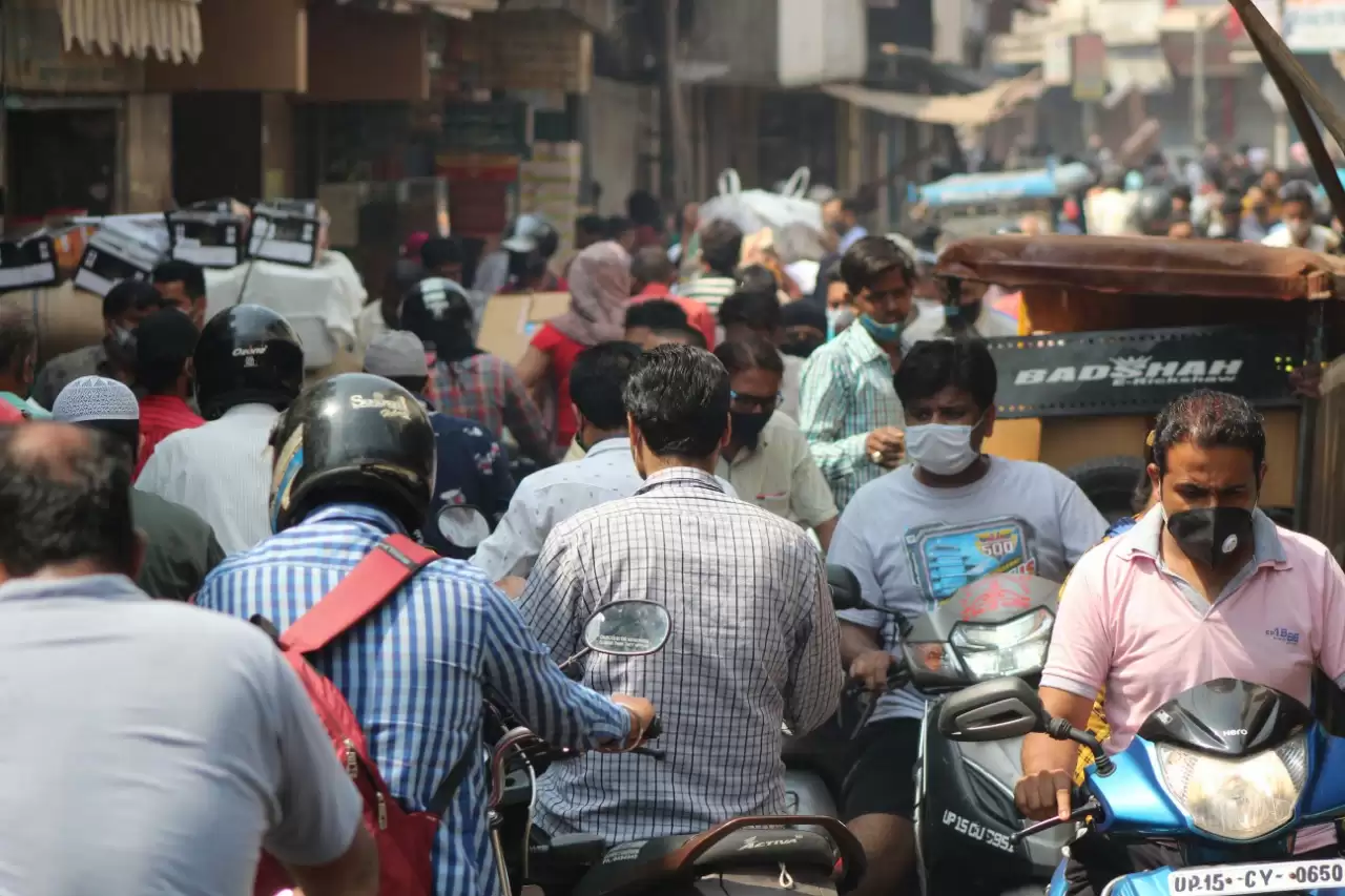 ‘मेरठ’ को चाहिये ‘लठ्ठमार-लॉकडाउन’