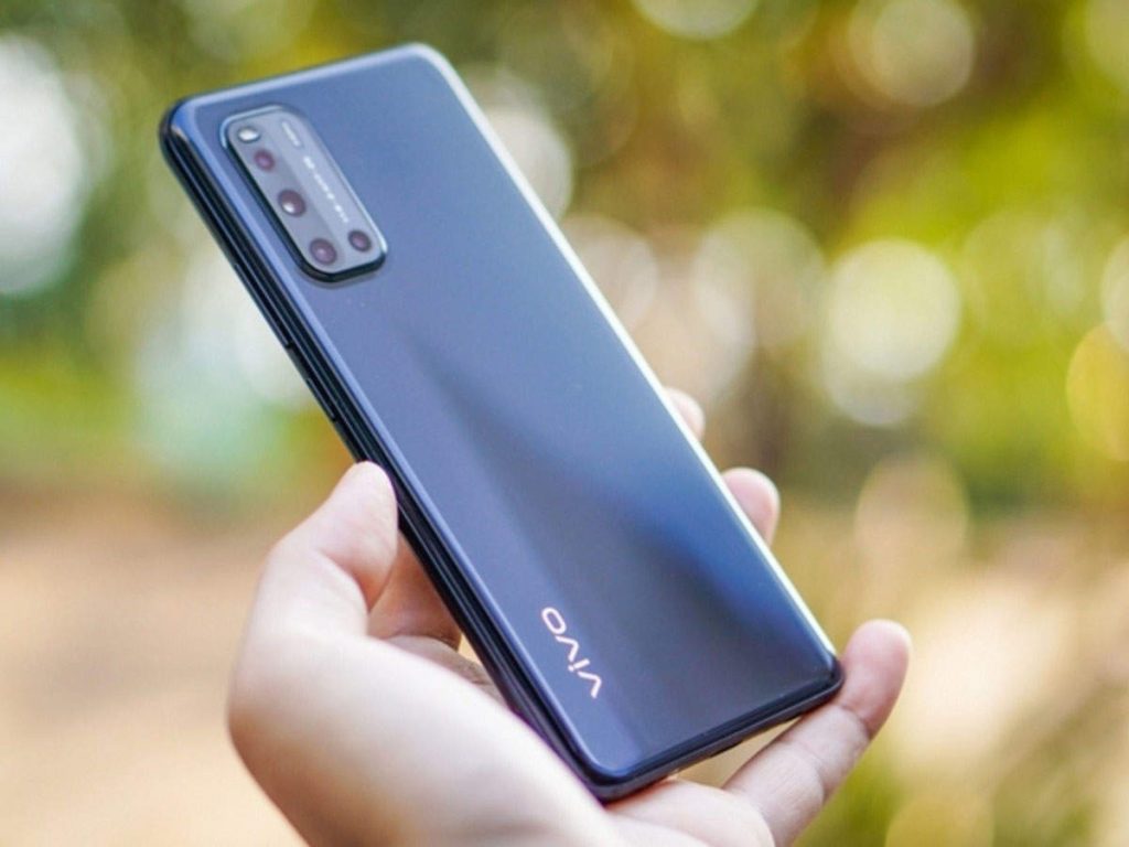 People made distance from VIVO company's mobile