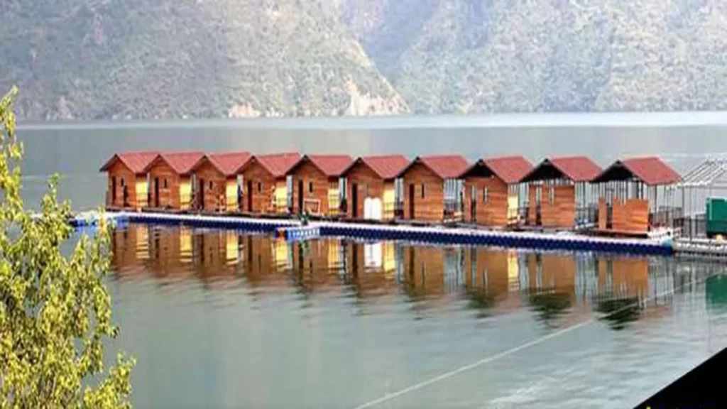 Tehri Floating Huts :