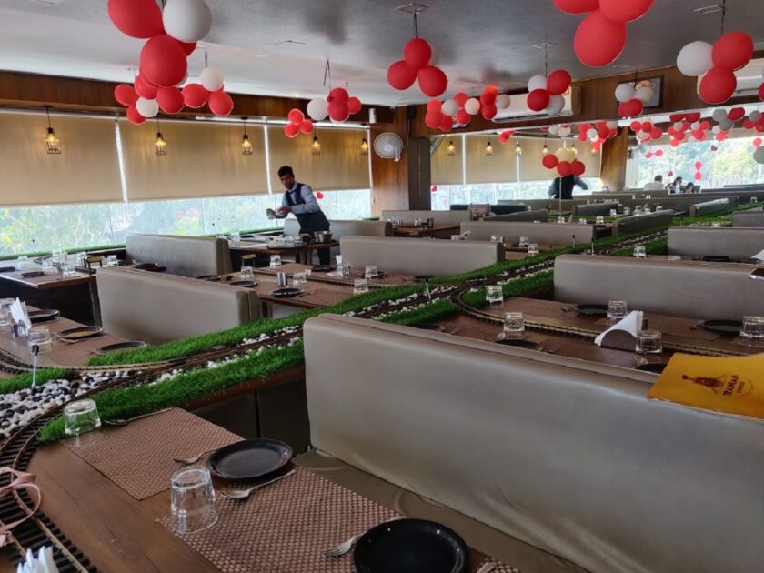 Trainian Express Restaurant