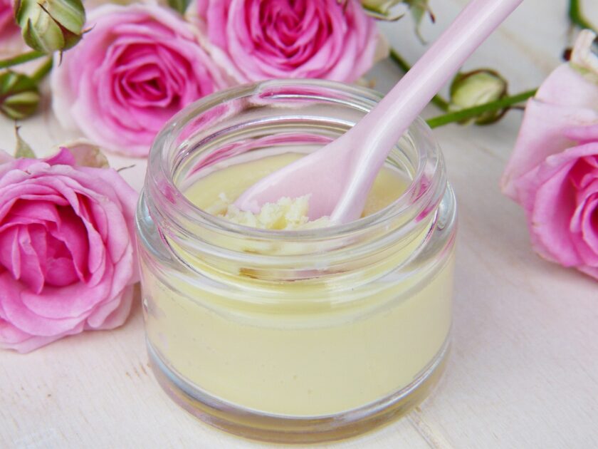 Shea Butter Fir Cracked Heels