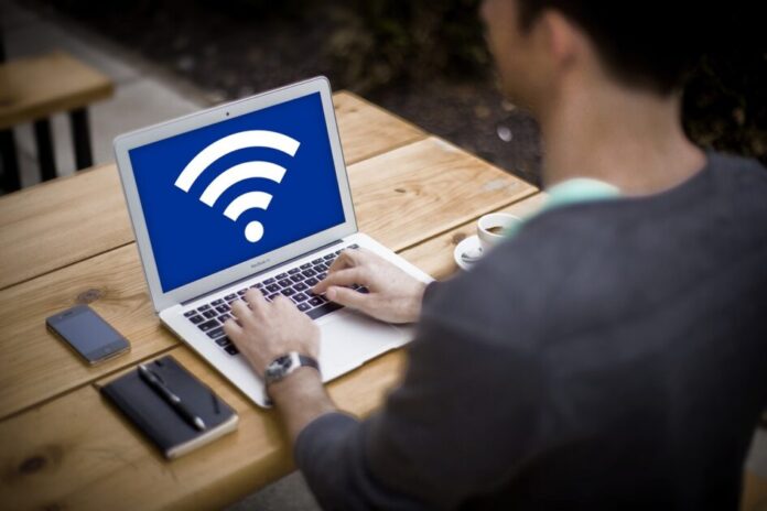 Wifi Extender Device