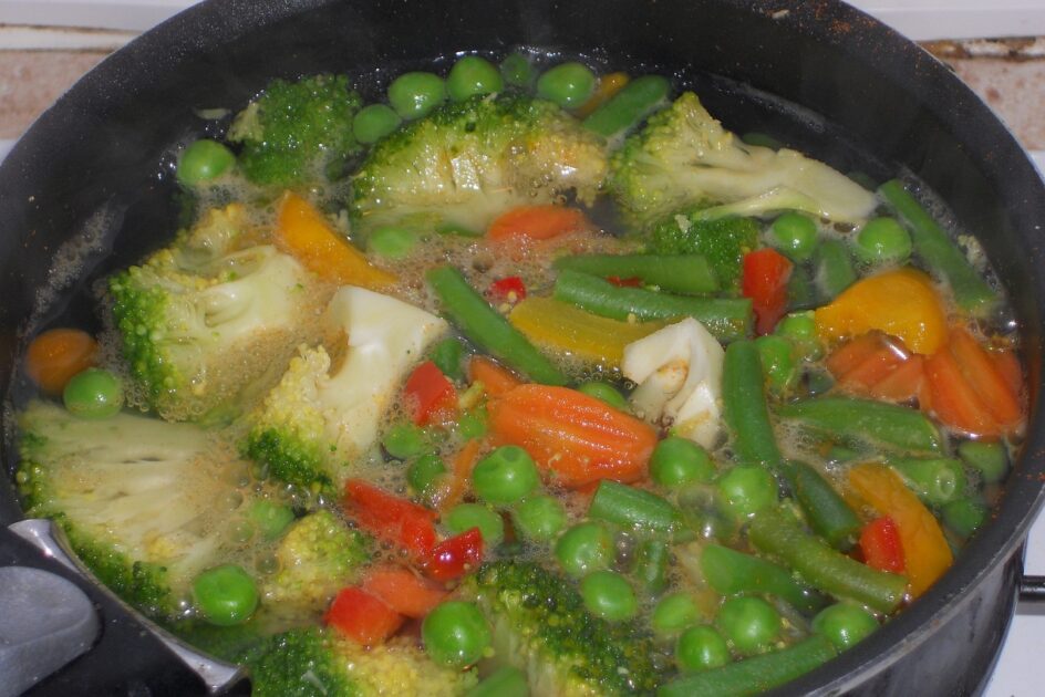 raw vegetables and steamed
