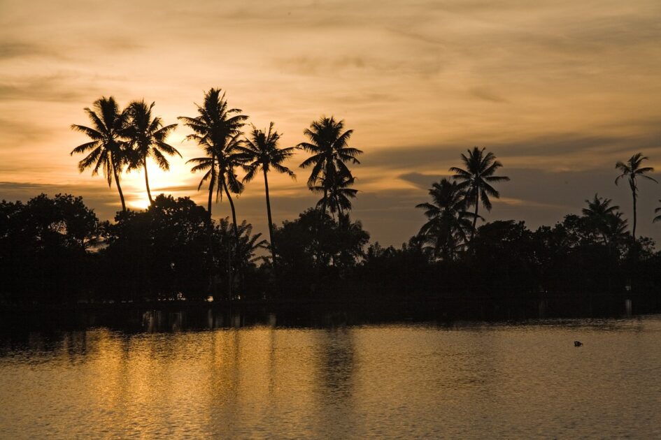 best places to visit in kollam