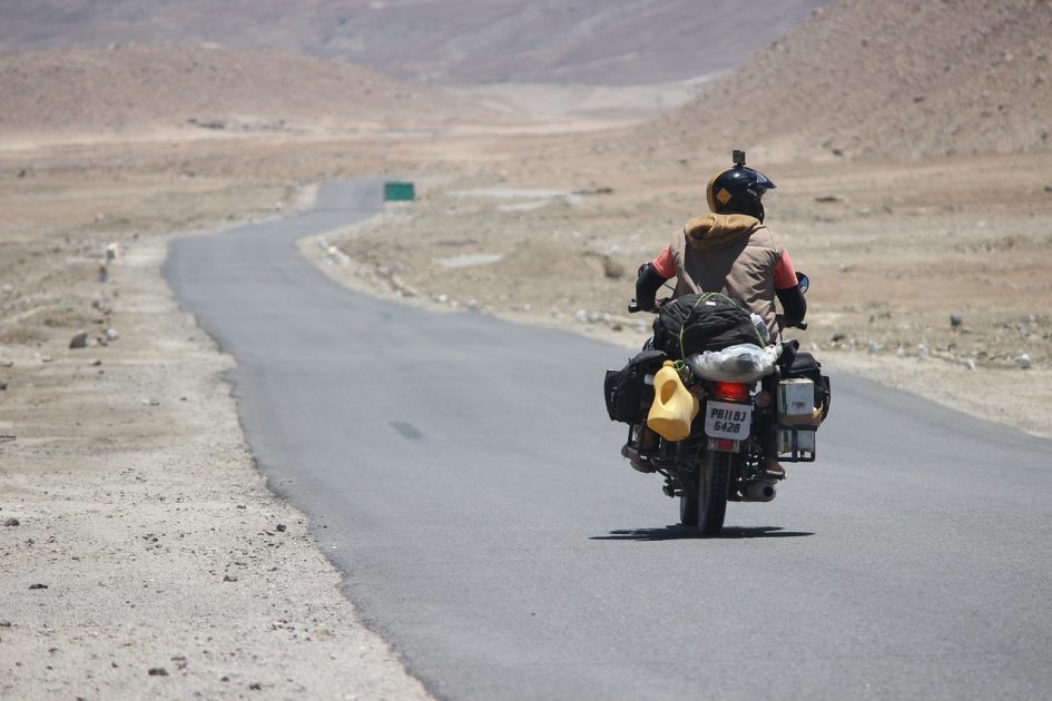 tips for leh ladakh bike trip