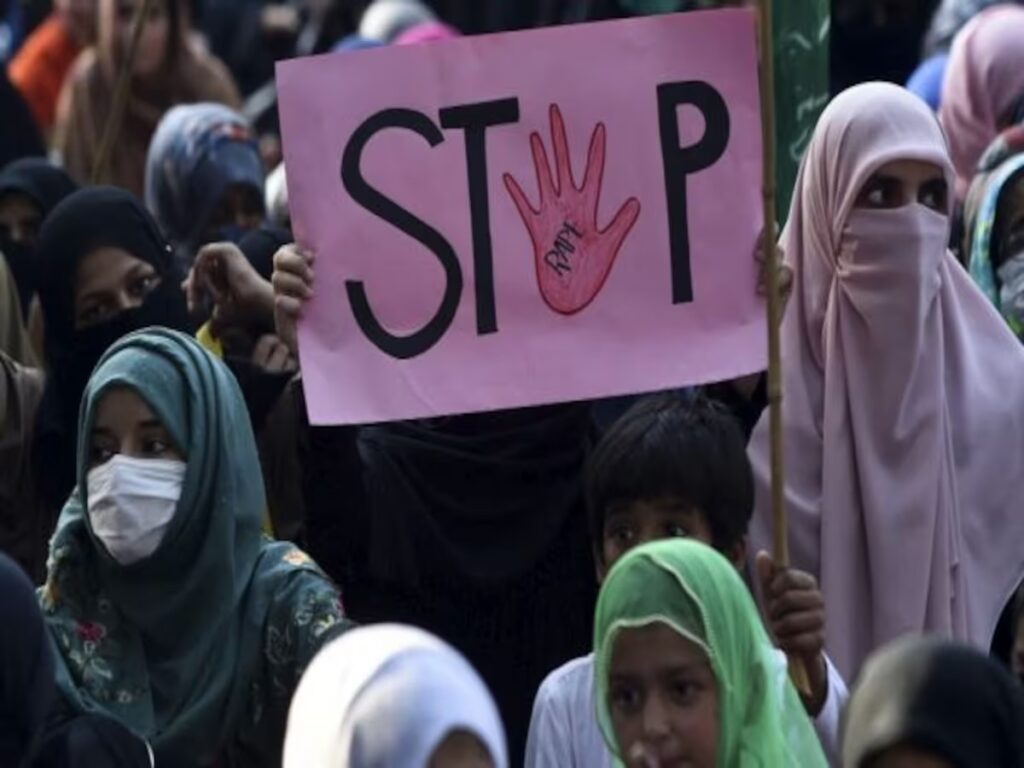 pakistan gang rape