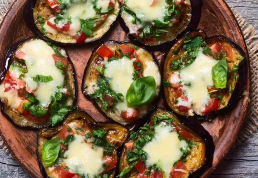 Aubergine Pizza in Hindi