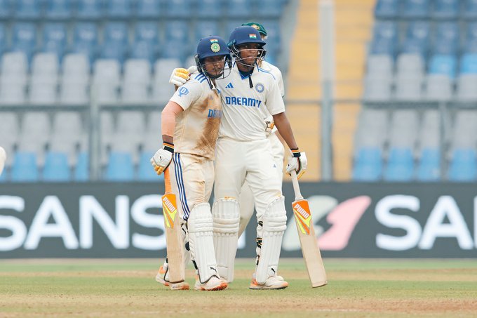 Dominance of Indian batsmen against Australia