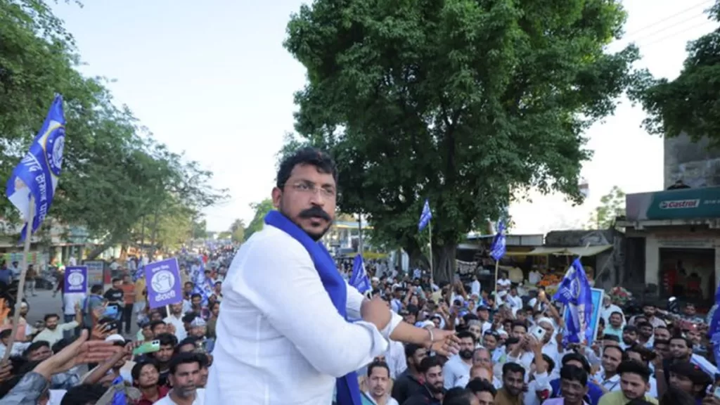 azad